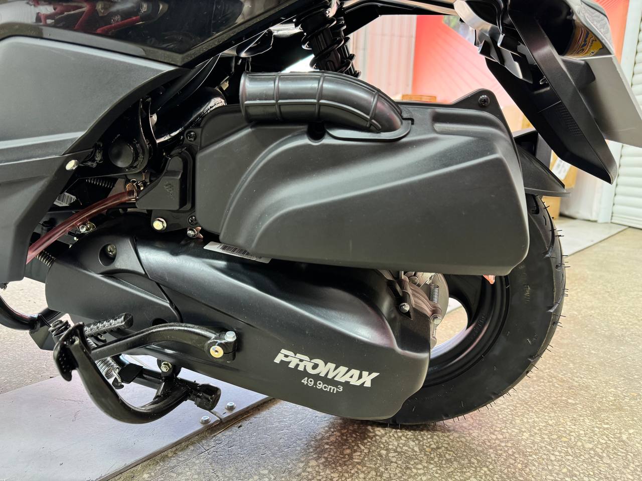 Скутер PROMAX ROX 200 (49)